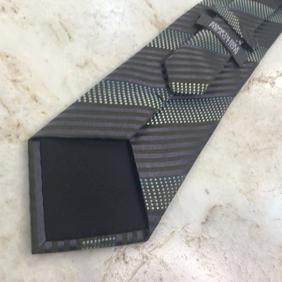 KENNETH COLE REACTION SILK TIE - Picture 6 of 11